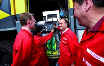 rbi_datenblatt_kundendienst_technik_2012-01-09.indd